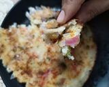A picture of step 7 of Rava uttapam.