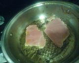 A picture of step 3 of Panfried chicken breast#authors marathon#local ingredients.