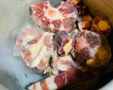 Foto langkah ke 1 dari resep Sop Buntut.