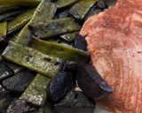 Foto del paso 6 de la receta: Lomo de atún con judías verdes y zanahoria morada rehogada !!!