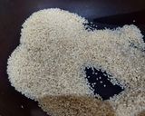 A picture of step 1 of Til Gud Laddoo.