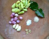 Foto langkah ke 10 dari resep Sego gudangan atau nasi gudangan.
