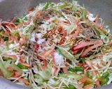 A picture of step 2 of Vegetables Roll.