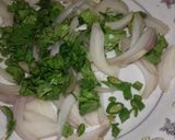 A picture of step 2 of Palak Or Piyaz Pakory.