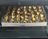 Foto langkah ke 3 dari resep Doggie Cookies.