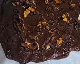 A picture of step 5 of Chocolate walnut fudge.