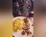 Foto del paso 2 de la receta: Rollitos de carne y arroz con verduras y cúrcuma