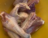 Foto langkah ke 1 dari resep Pek Cam Ke (Ayam Rebus Jahe).