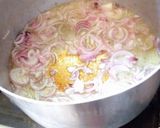 A picture of step 2 of Jellof Rice and Salad with Chicken.