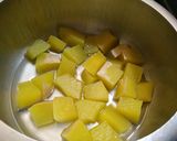 কুমড়োর মিষ্টি ভর্তা (Sweet Pumpkin Bharta recipe in Bengali) রেসিপির ধাপ 2 ছবি