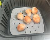A picture of step 8 of Pão de Queijo.