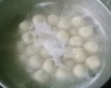 Foto langkah ke 7 dari resep Seblak Cilok Saos Tiram.