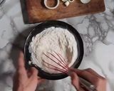 Foto langkah ke 3 dari resep Onion Rings | Eggless | Vegan Friendly.