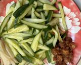 XO醬小黃瓜炒小卷的食譜步驟1照片