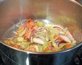Foto del paso 1 de la receta: Sopa de pollo suave