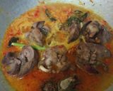Foto langkah ke 4 dari resep Hati Ayam Kuah.