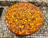 Foto del paso 9 de la receta: Pastel de yogur con cobertura de miel y frutos secos