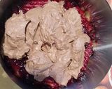 Foto del passaggio 4 della ricetta Torta alla frutta e cioccolato