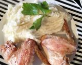 Foto del paso 7 de la receta: Alitas de pollo al horno acompañadas con puré de papas