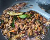 Foto langkah ke 3 dari resep Kerang Cabe Ijo.