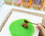 Foto langkah ke 3 dari resep Dadar Gulung Jelly.
