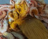 Gambar langkah 3 resipi Udang goreng kunyit🍤.