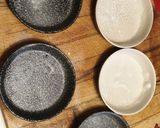 Foto del passaggio 3 della ricetta Pie di farro ripieni di ricotta di bufala e senza uova