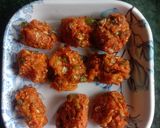 A picture of step 3 of Mix vegetable fritters / pakodas.