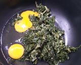 Foto del paso 3 de la receta: Tortilla de acelga casera y fácil de hacer