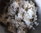 A picture of step 1 of Sea kelp and sesame rice balls(Onigiri).
