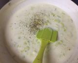 Foto del paso 2 de la receta: Salsa de puerros rápidos y liviana