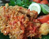 Foto langkah ke 7 dari resep Ayam Geprek WONG KLATEN Ala aninghan.
