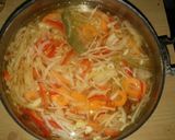 Foto del paso 3 de la receta: Pollo al escabeche
