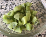 Foto del paso 1 de la receta: Magdalenas de kiwi 🥝