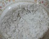 A picture of step 1 of Jaggery poha.
