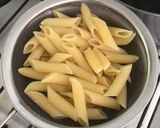 Foto langkah ke 5 dari resep Makanan AnakSup Penne Ziti isi Sosis, tahu & wortel.