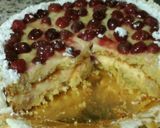 Foto del paso 5 de la receta Tarta de bizcocho de nata con cerezas rellena de crema.🍰