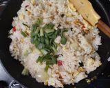Foto langkah ke 2 dari resep Nasi Goreng Bawang Bombay.