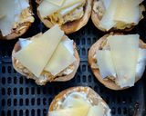 Foto del paso 5 de la receta Champiñones gigantes rellenos (en airfryer)