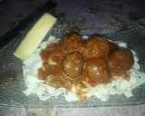 Foto del paso 5 de la receta: Albóndigas con fideos caseros cinta
