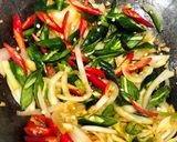 Foto langkah ke 8 dari resep Ayam asam manis.