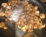 A picture of step 7 of P-lo's Salisbury Steak and Gravy.