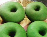Foto langkah ke 6 dari resep Donat Pandan Menul.