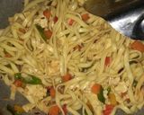 Foto langkah ke 5 dari resep Bakmi Goreng Sederhana.
