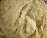 Foto langkah ke 2 dari resep Mashed potato cheese.