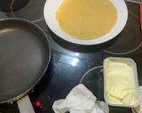 Foto del paso 2 de la receta Crepes Thermomix sin azúcar, con panela y huevos de corral