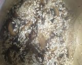 A picture of step 2 of Mushroom risotto with pork.