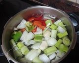 Foto del paso 1 de la receta: Sopa de pescado y marisco con arroz