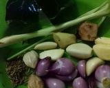 Foto langkah ke 2 dari resep Ayam kampung bumbu ingkung.