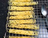 Hình bước làm 3 của món Egg roll cake